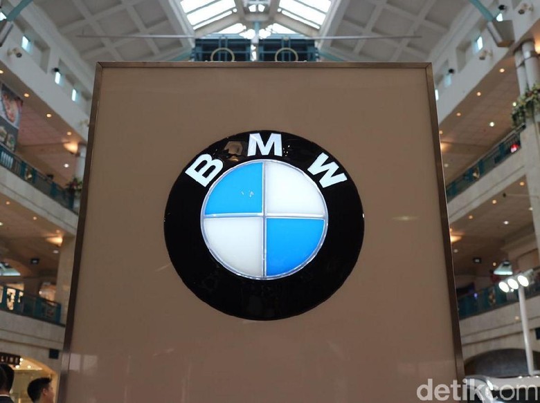 Bocoran Deretan Mobil  Baru  BMW yang  Siap Ngaspal di Indonesia