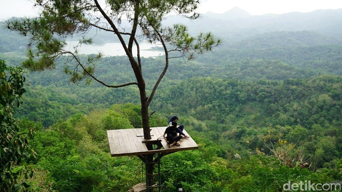 Kahiyang Pernah Berwisata ke Kalibiru?