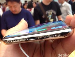 Ini Toh iPhone X yang Bikin Heboh Dunia