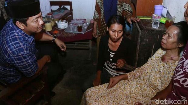 Wali Kota Semarang jempuit warga yang sakit