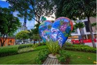 Instalasi seni di Bonafacio Global City, Filipina (Foto: Shutterstock)