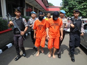Simpan Airsoft Gun, Dukun ini 30 Kali Bobol ATM di Bogor