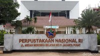 Foto: Gedung perpustakaan ini pun diklaim sebagai yang tertinggi di dunia untuk perpustakaan. Tingginya 126,63 meter. Total 27 lantai, 3 lantai basement, 24 lantai ke atas (Randy/detikTravel)