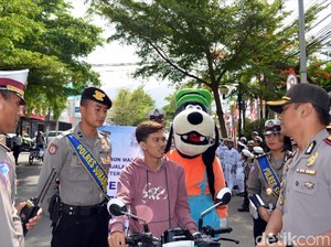Lucu, Operasi Zebra Lodaya di Sukabumi Libatkan Badut dan Polcil