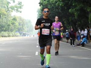 Mereka Berlari Sampai Berhalusinasi