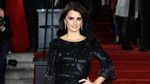Tak Lagi Muda, Penelope Cruz Tetap Elok Dipandang