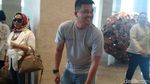 Foto: Senyum Bobby Calon Mantu Jokowi dan Keluarga Besarnya di Solo
