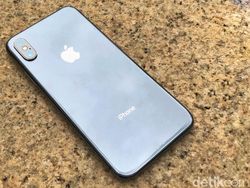 Unboxing iPhone Termahal Apple