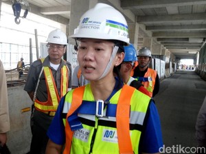 Pagar di Jalan Wijaya Jatuh, PT MRT Mohon Maaf Sebesar-besarnya