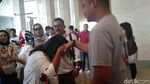 Foto: Senyum Bobby Calon Mantu Jokowi dan Keluarga Besarnya di Solo