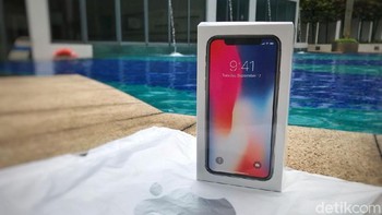 Kotak kemasan iPhone X. Foto: Adi Fida Rahman/detikINET