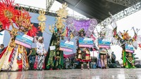 Kontes pertama adalah kategori kostum individu terbaik dengan hadiah uang tunai dari Rp 750.000 hingga Rp 5.000.000.