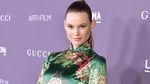 Behati Prinsloo Hamil Anak Kedua Adam Levine