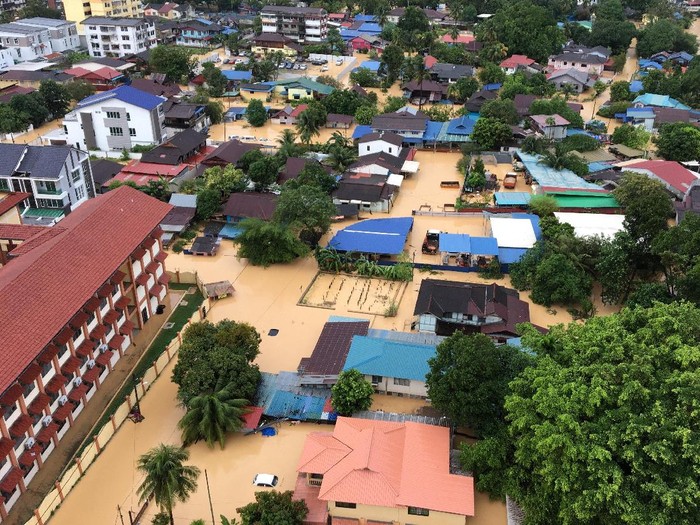Tujuh Lansia Jadi Korban Tewas Banjir Bandang di Penang
