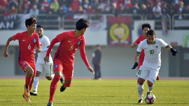 Egy Maulana Vikri mendapat kesempatan bermain ketika Timnas Indonesia U-23 menghadapi timnas Singapura U-23.