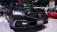 Generasi kelima Honda Legend, dengan SPORT HYBRID SH-AWD (Super Handling All-Wheel-Drive), dijagokan pembuatnya untuk menjadi the worlds best drivers car.” (Foto: Andi Sururi)