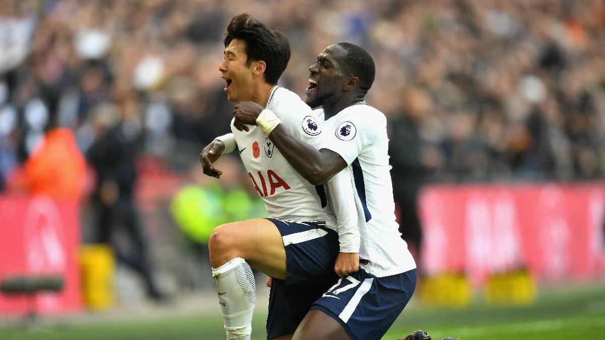 Son Heung Min merayakan gol ke gawang Crystal Palace.(Michael Regan/Getty Images)