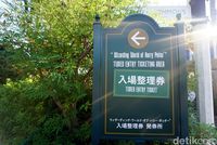 Menuju ke vending machine tiket Dunia Harry Potter (Wahyu/detikTravel)