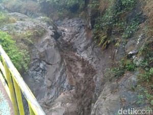Tim SAR Masih Cari 1 Wisatawan Korban Banjir Bandang di Sukapura
