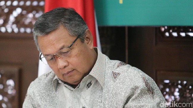 Jokowi Ajukan Perry Warjiyo Sebagai Calon Tunggal Gubernur BI