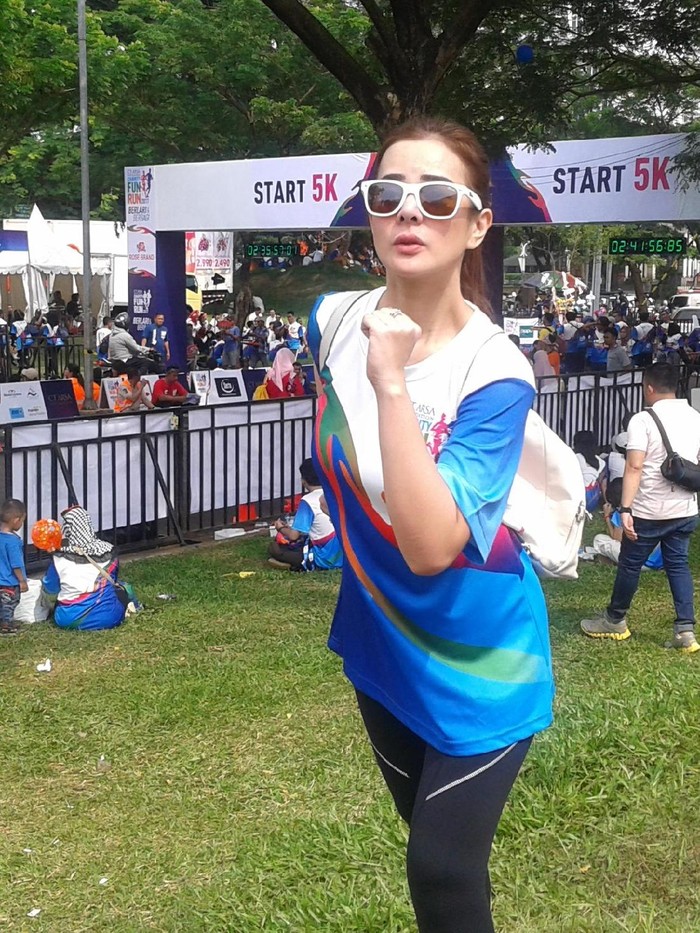 Rahasia Tubuh Langsing Astrid Tiar