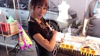 Kalau kamu berencana liburan ke Taiwan, gerobak mie Ka buka setiap hari dari pukul 07.00-10.00 pagi waktu setempat. Tidak ada salahnya bangun lebih pagi untuk bertemu dengan Ka (Qingdao Pei/Facebook)