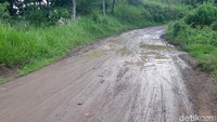 Lokasi pembangunan stasion kereta cepat Jakarta-Bandung ada di wilayah Kabupaten Bandung Barat, Jawa Barat. Akses masuknya melintasi jalan PT Perkebunan Nusantara (PTPN) VIII, Kebun Panglejar Bagian Maswati sekitar sejauh lima kilometer.