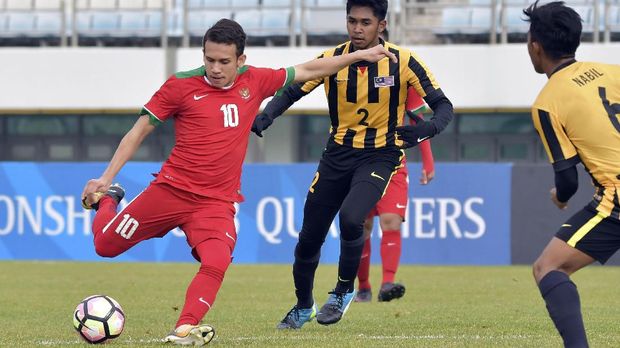 Timnas Indonesia U-19 perlu bermain dolid dengan operan cepat untuk mematahkan permainan Jepang.