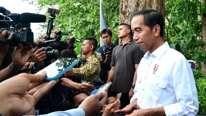 Soal TGPF Novel, Jokowi Masih Tunggu Kapolri Menghadap Soal TGPF Novel, Jokowi Masih Tunggu Kapolri Menghadap