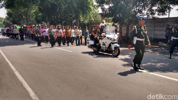  Gladi resik pernikahan Kahiyang / 