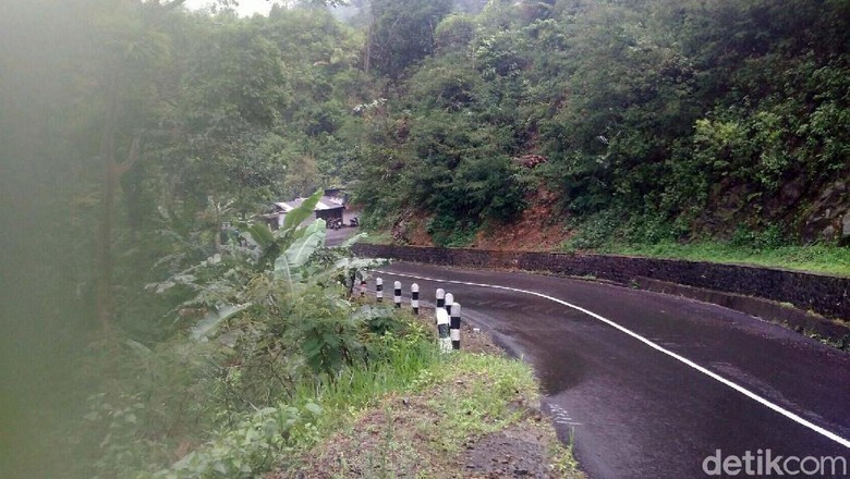 Cara Aman Lewat Tanjakan Panganten yang Horor di Garut Cara Aman Lewat Tanjakan Panganten yang Horor di Garut