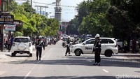 Rute kirab, yakni dari Hotel Alila, Jalan Slamet Riyadi menuju ke timur hingga simpang tiga Kerten. Kemudian belok ke utara melewati Jalan Ahmad Yani. Sampai simpang Girimulyo, rombongan kirab lurus melewati Jalan Letjen Suprapto sampai ke Gedung Graha Saba Buana.