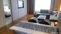 Kamar Executive Suite, Alila Suite dan Presidential Suite dilengkapi dengan ruang keluarga. Presidential Suite adalah kamar paling mewah dengan roomrate Rp 14 juta permalam (Bayu Ardi Isnanto/detikTravel)