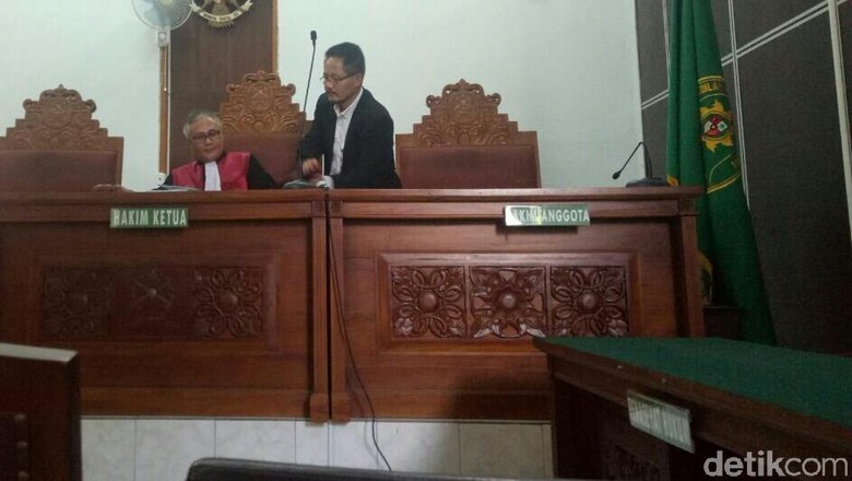 KPK Belum Siap, Praperadilan Walkota Batu Nonaktif Ditunda KPK Belum Siap, Praperadilan Walkota Batu Nonaktif Ditunda