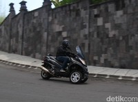 Skuter 3 Roda, Seperti Apa Enaknya?
