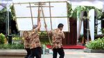 Karangan Bunga untuk Kahiyang-Bobby Diperiksa X-Ray
