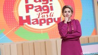 Apa yang ada di pikiran Nikita? Foto: Nikita Mirzani / Hanif Hawari