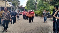 Polisi wanita dan TNI wanita tampak berada di lokasi (Foto: Danu Damarjati/detikcom)
