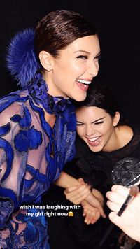Bella Hadid Posting Foto Pertengkarannya dengan Kendall Bella Hadid Posting Foto Pertengkarannya dengan Kendall