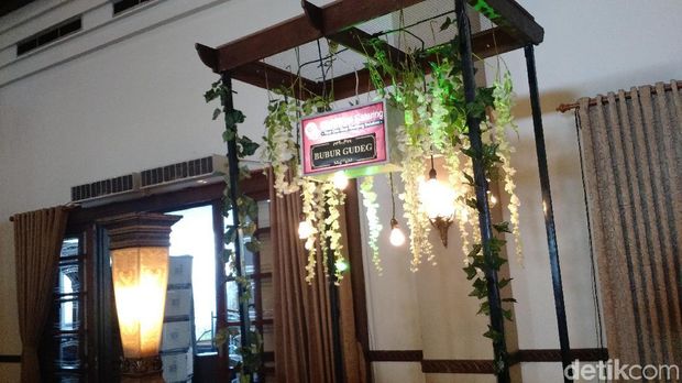 Menu makanan di penikahan Kahiyang / 