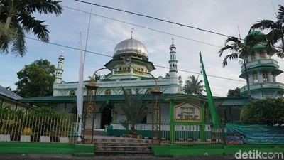 Foto: Masjid Tertua di Banda Neira