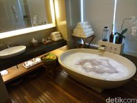 Aneka Fasilitas Memanjakan di Hotel Alila Solo