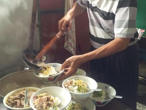 Mbah Parno Pemilik Soto Legendaris Trisakti di Solo Meninggal