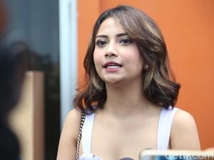 Selain Ponsel, Penyidik juga Sita Akun Medsos Vanessa Angel