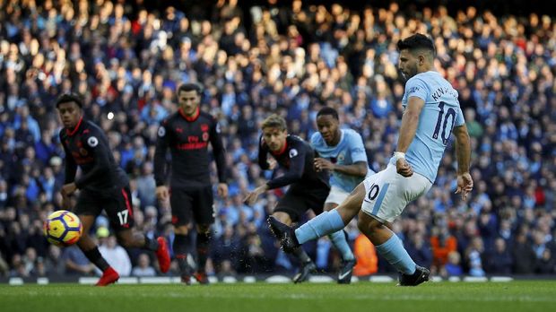 Manchester City mengalahkan Arsenal 3-1 pada pertemuan pertama Liga Primer Inggris November 2017. (