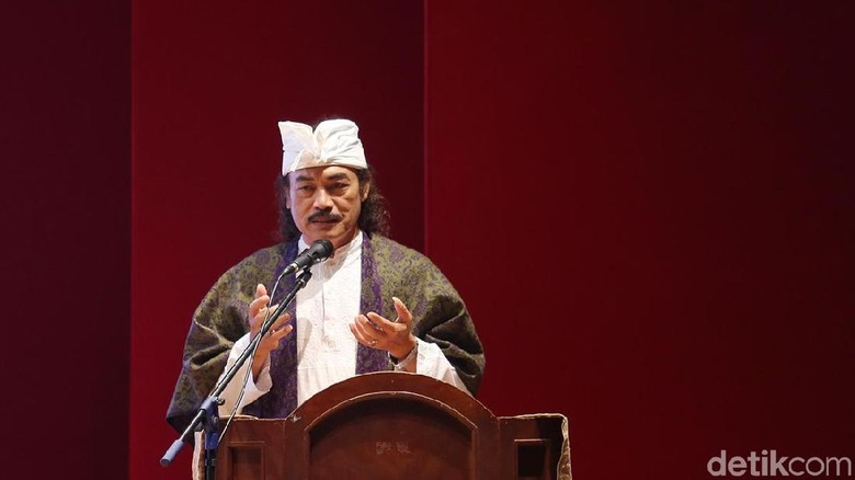 Gus Nuril Ajak Politikus Fokus Ibadah Selama Ramadhan Gus Nuril Ajak Politikus Fokus Ibadah Selama Ramadhan