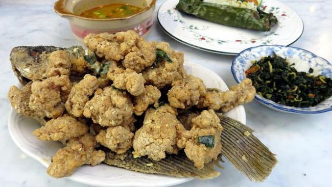 Sedapnya Ikan Gurame 'Terbang' hingga Gurame Saus Telur 