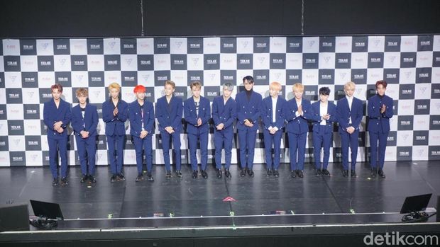 Begini Serunya Showcase SEVENTEEN untuk Album Terbaru 'Teen, Age'