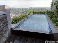 Private pool yang mewah di kamar suite (Bayu/detikTravel)   