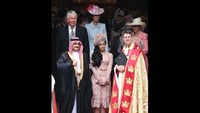Sang pangeran bersama istrinya, Putri Ameerah, di pernikahan Pangeran William, Duke of Cambridge. Istimewa/Forbes/Getty Images.
